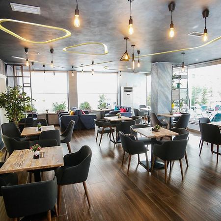 Lubjana Hotel Дуррес Екстер'єр фото