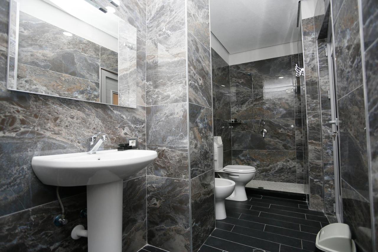 Lubjana Hotel Дуррес Екстер'єр фото
