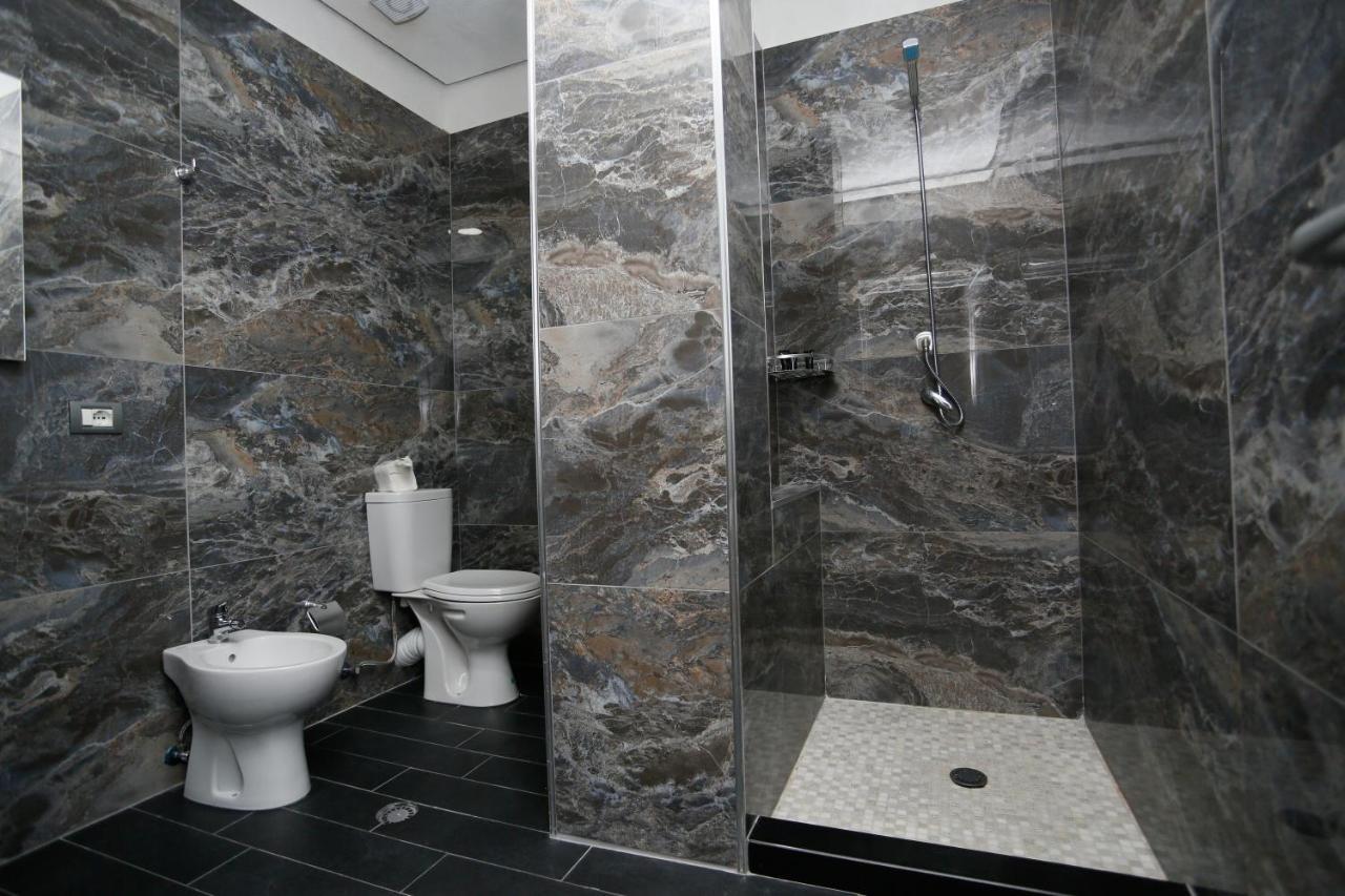 Lubjana Hotel Дуррес Екстер'єр фото