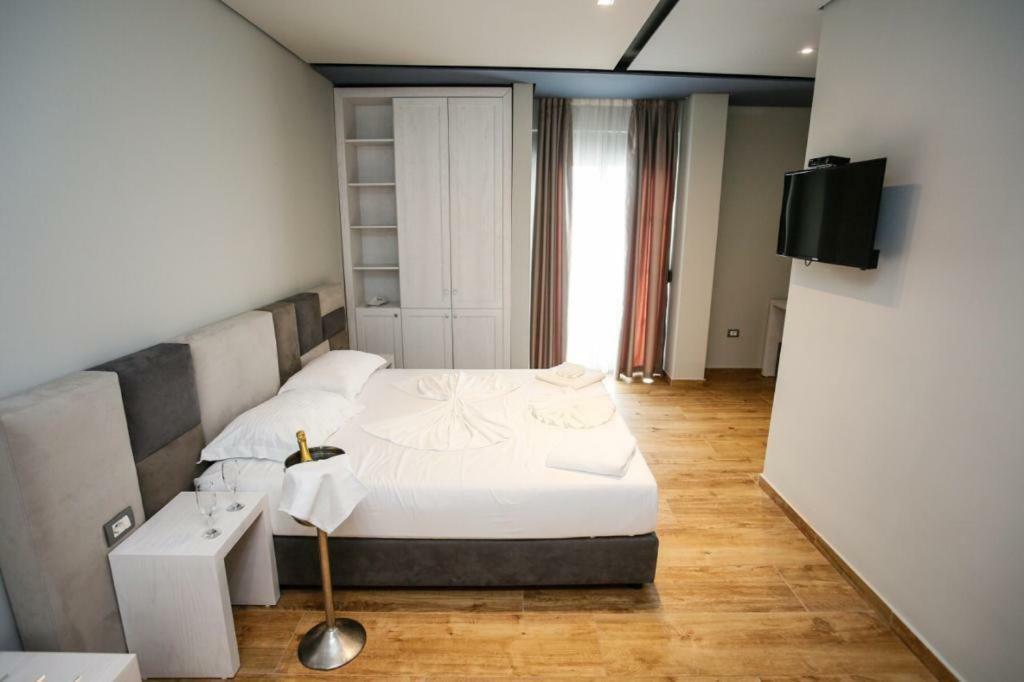 Lubjana Hotel Дуррес Екстер'єр фото