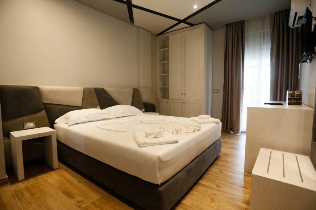 Lubjana Hotel Дуррес Екстер'єр фото